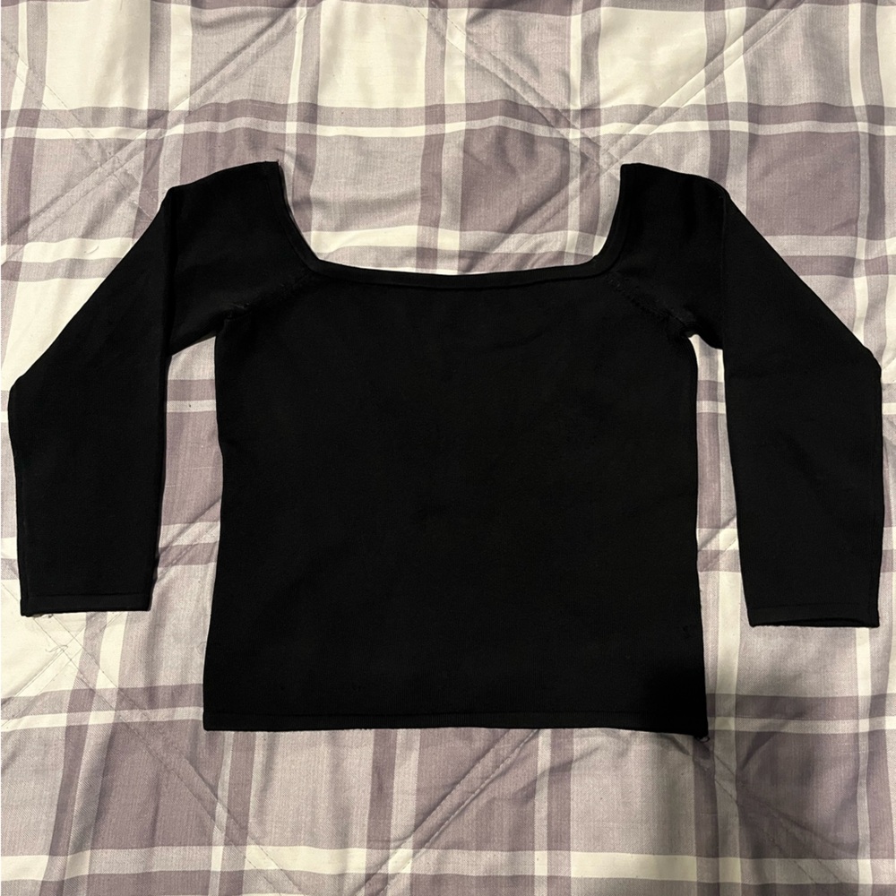 GUESS 3qtr sleeve off shoulder dita top
Size X small